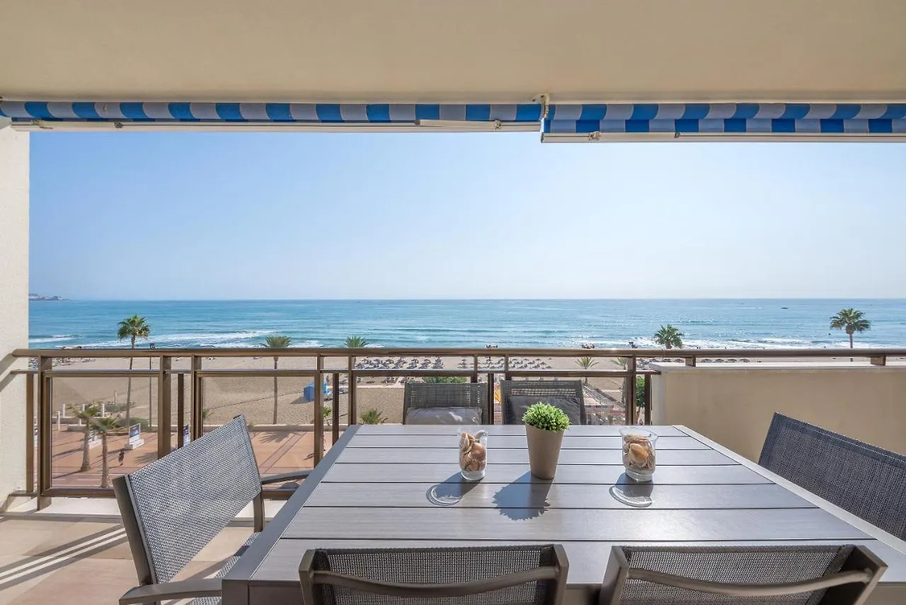 Apartment First Line Beach Fuengirola Spagna